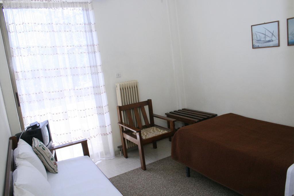 Aparthotel Iliahtides Амаринтос Номер фото